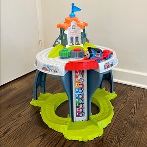 Thomas & Friends My First Train Table